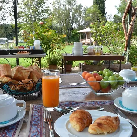 Couette-café Le Temps Des Olives *